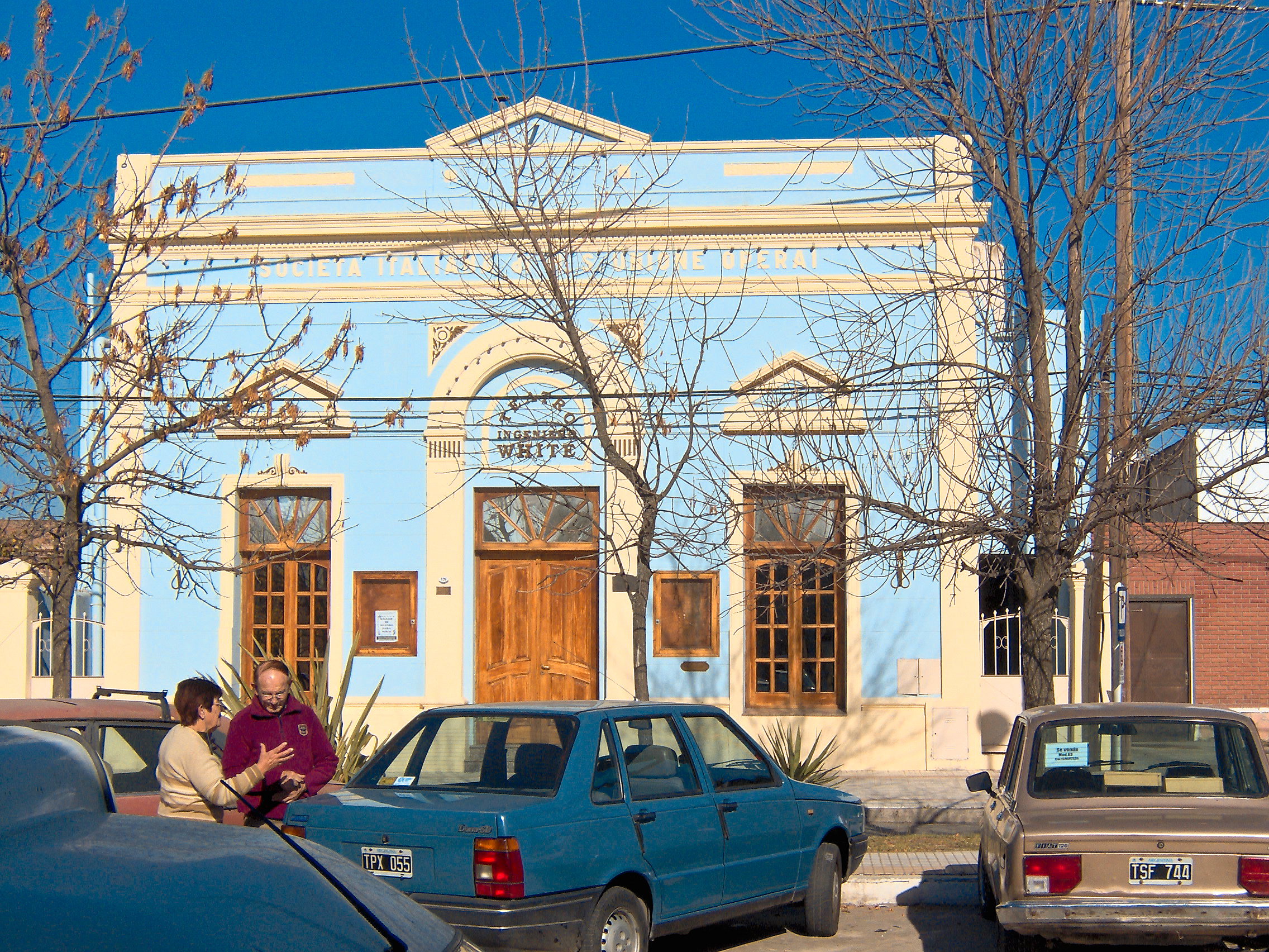 Street scene — Bahía Blanca, Argentina, 2008
