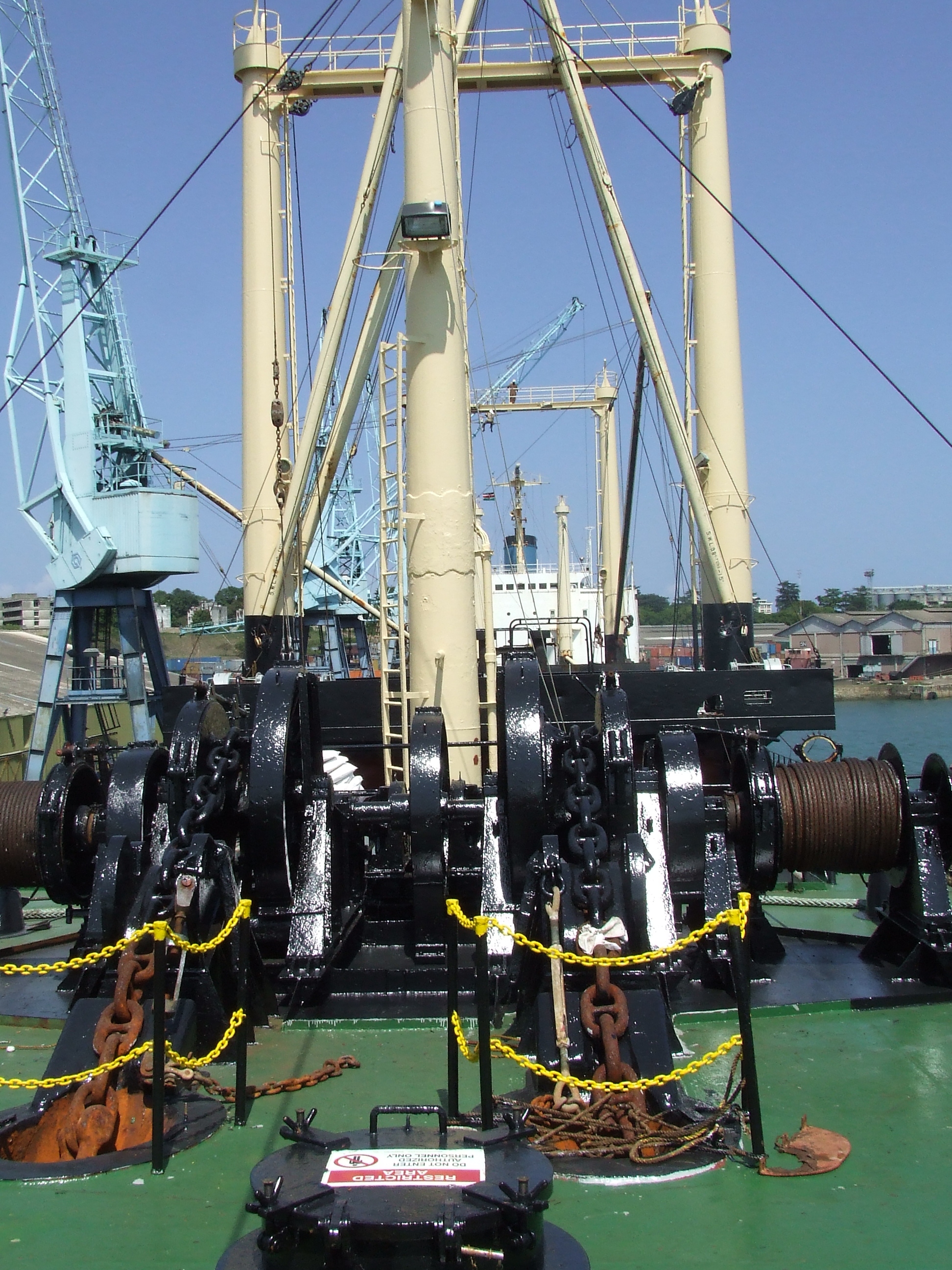M/V Harriette the bow