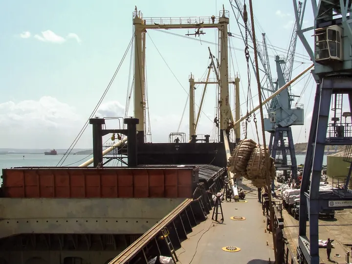 Discharging cargo in Africa