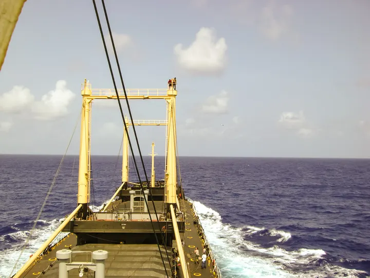 Changing topping lifts on the booms